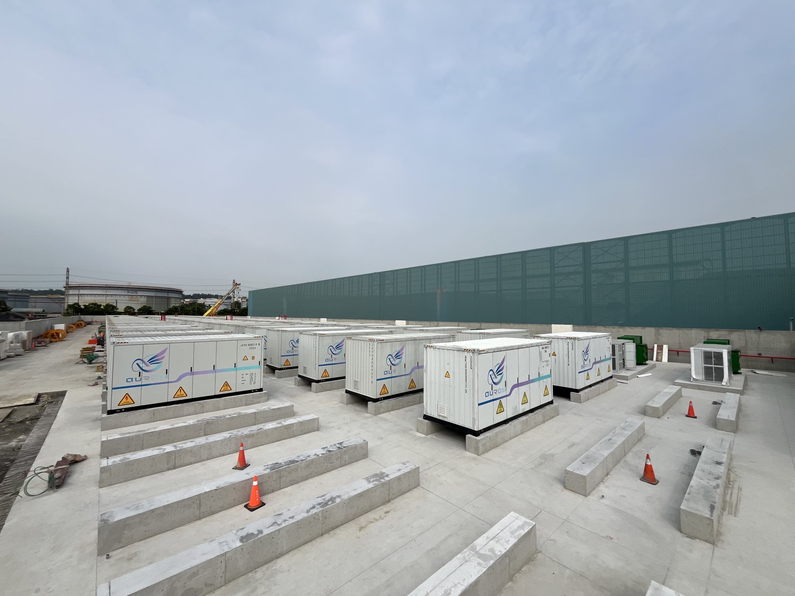 SEETEL Kaohsiung site AUROSI BESS containers wide view